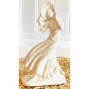 Vintage White Windy Lady Art Deco Statue made in Japan